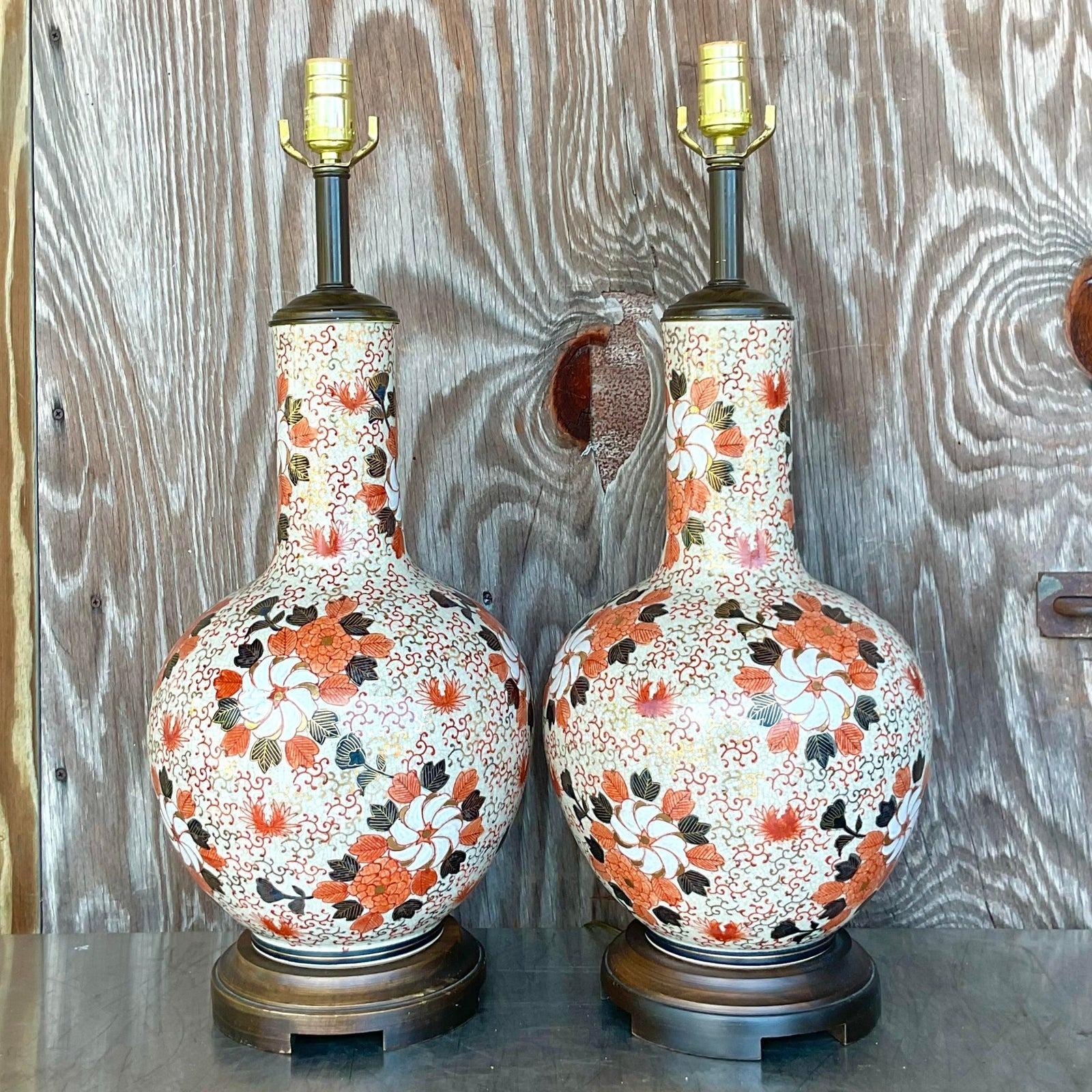 A gorgeous pair of vintage Regency Gourd table lamps. A chic Imari Flow design in deep rich colors. Acquired from a Palm Beach estate. 