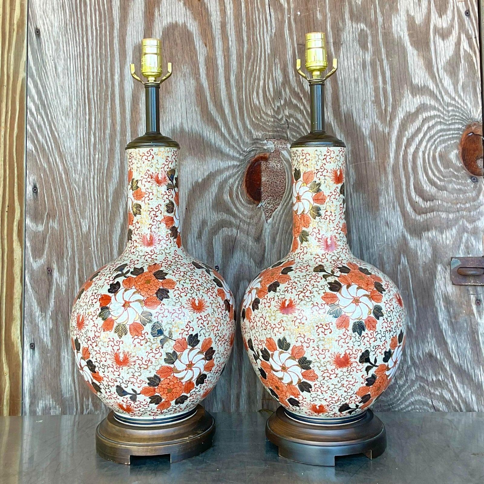 Vintage Regency Imari Flow Gourd Lamps - a Pair In Good Condition In west palm beach, FL