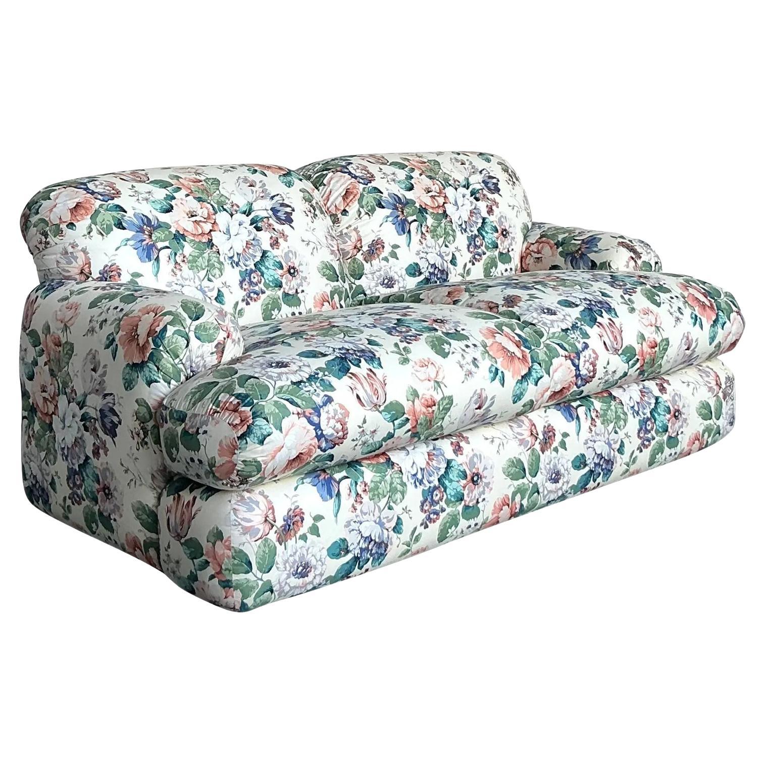 Loveseat Vintage Regency Judith Norman Floral