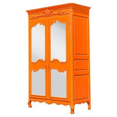 Armoire laquée Regency vintage