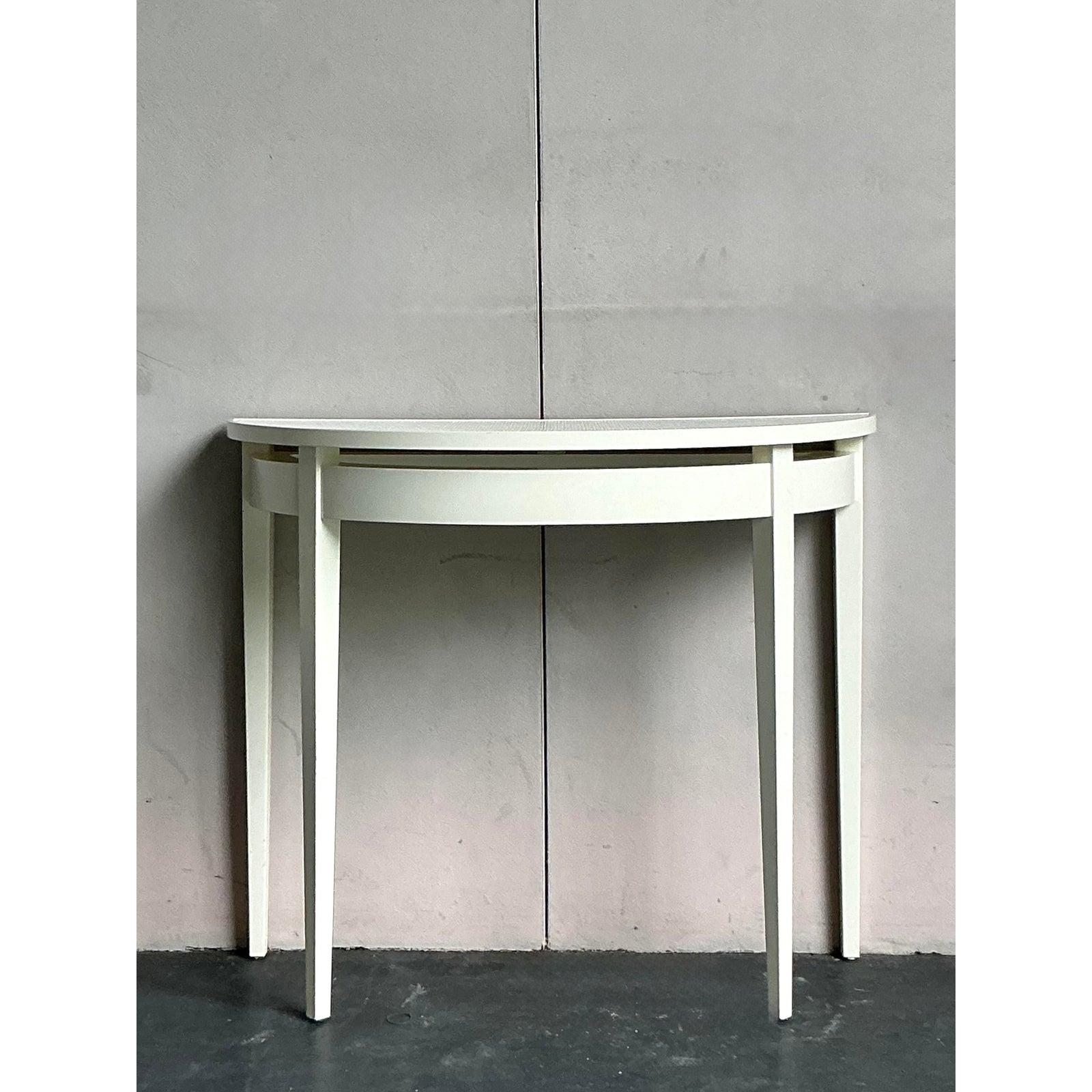 Mesa Demilune Vintage Regency Lacada de Tela de Hierba en Bueno estado para la venta en West Palm Beach, FL