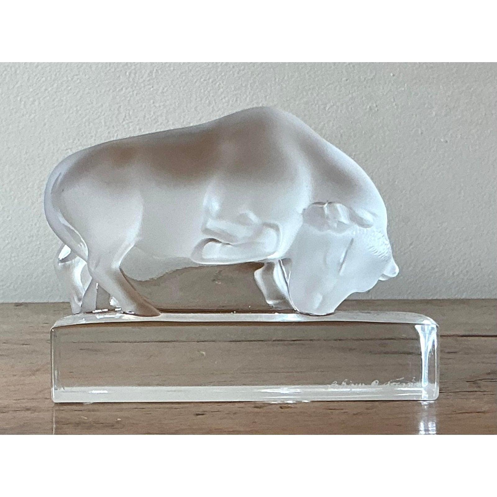 Toro di vetro Lalique d'epoca Regency in vendita 2