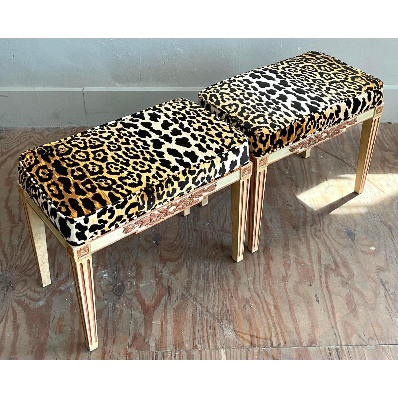 Américain Paire de bancs léopard Vintage Regency en vente