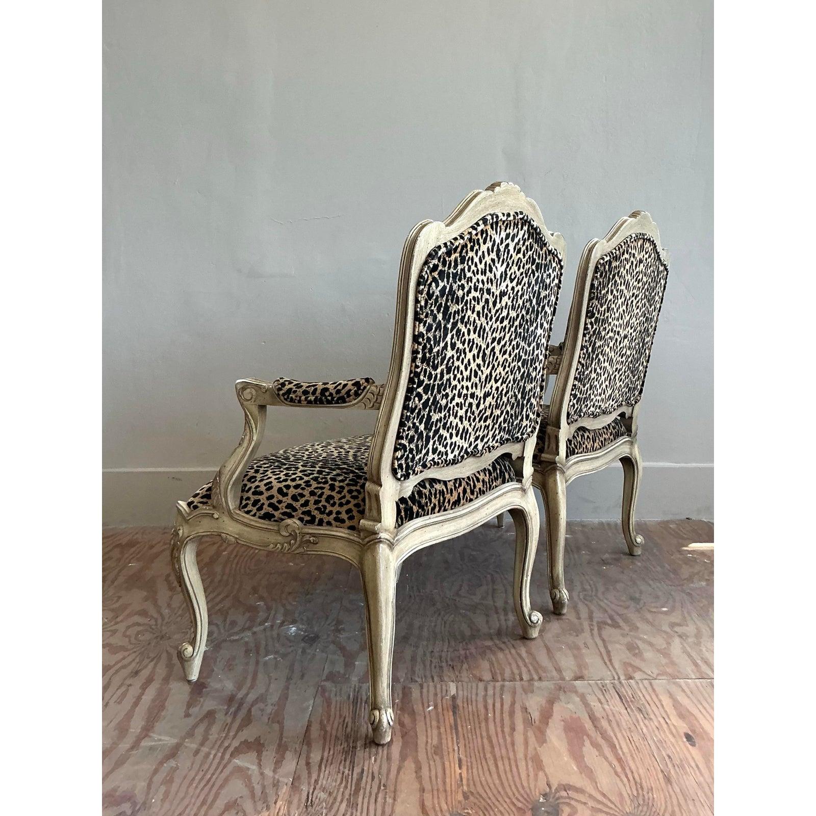 Chaises Fauteuil léopard Vintage Regency - une paire en vente 1