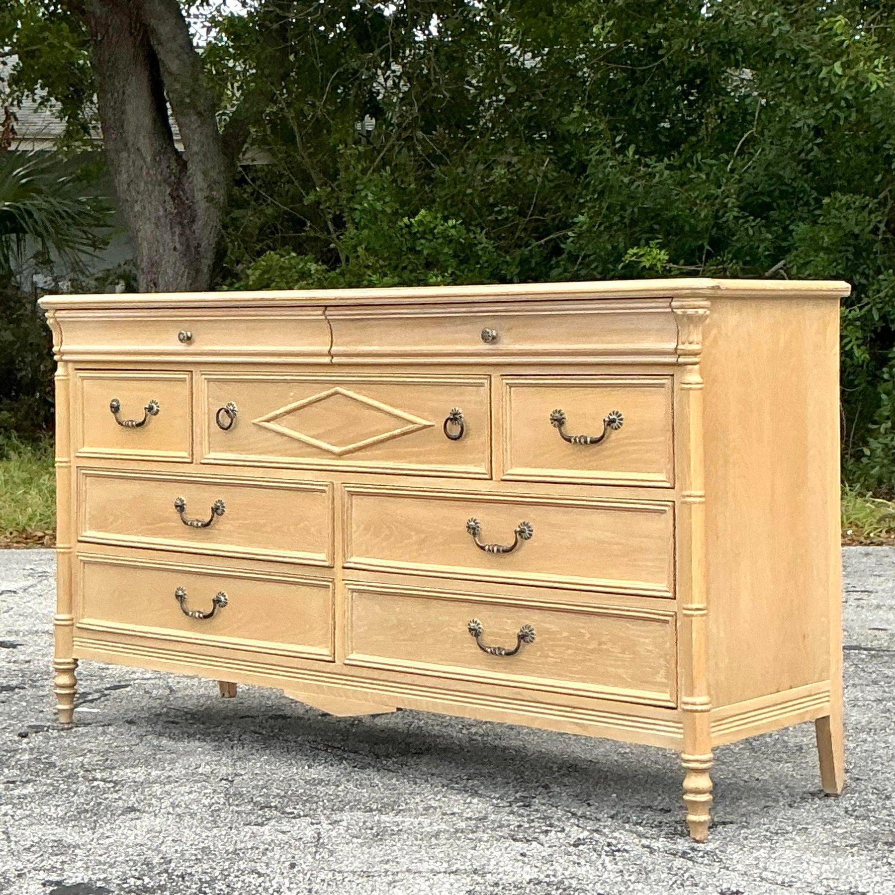 Vintage Regency Lexington Diamond Dresser In Good Condition For Sale In west palm beach, FL