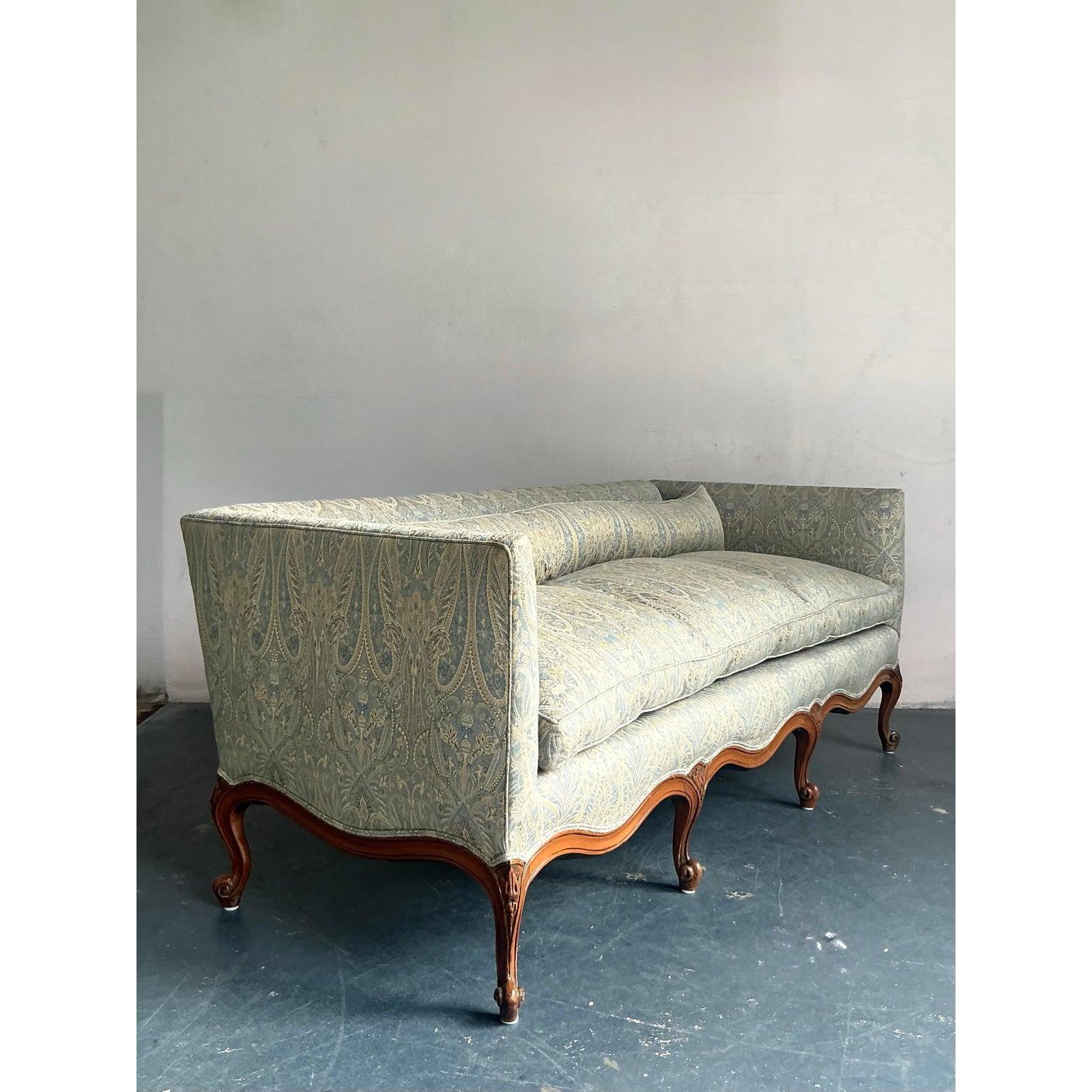 XX secolo Divano vintage Regency Luigi XV in seta paisley jacquard in vendita