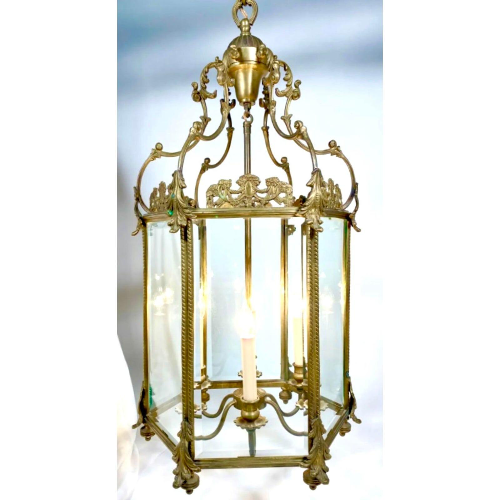 Vintage Regency Louis XV Style Bronze Lantern In Good Condition For Sale In west palm beach, FL