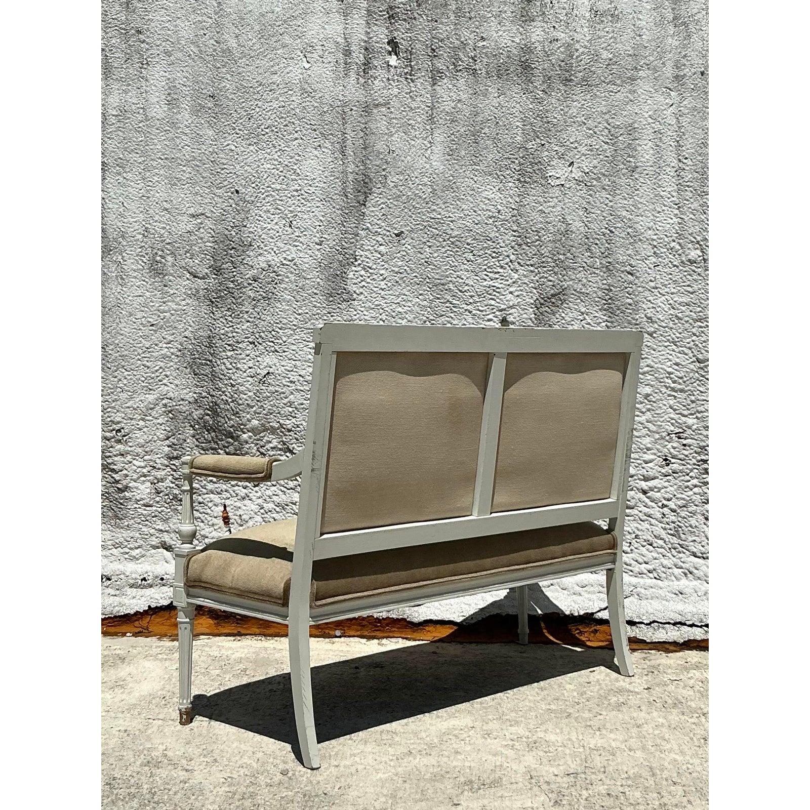 Vintage Regency Louis XVI Settee Bon état - En vente à west palm beach, FL