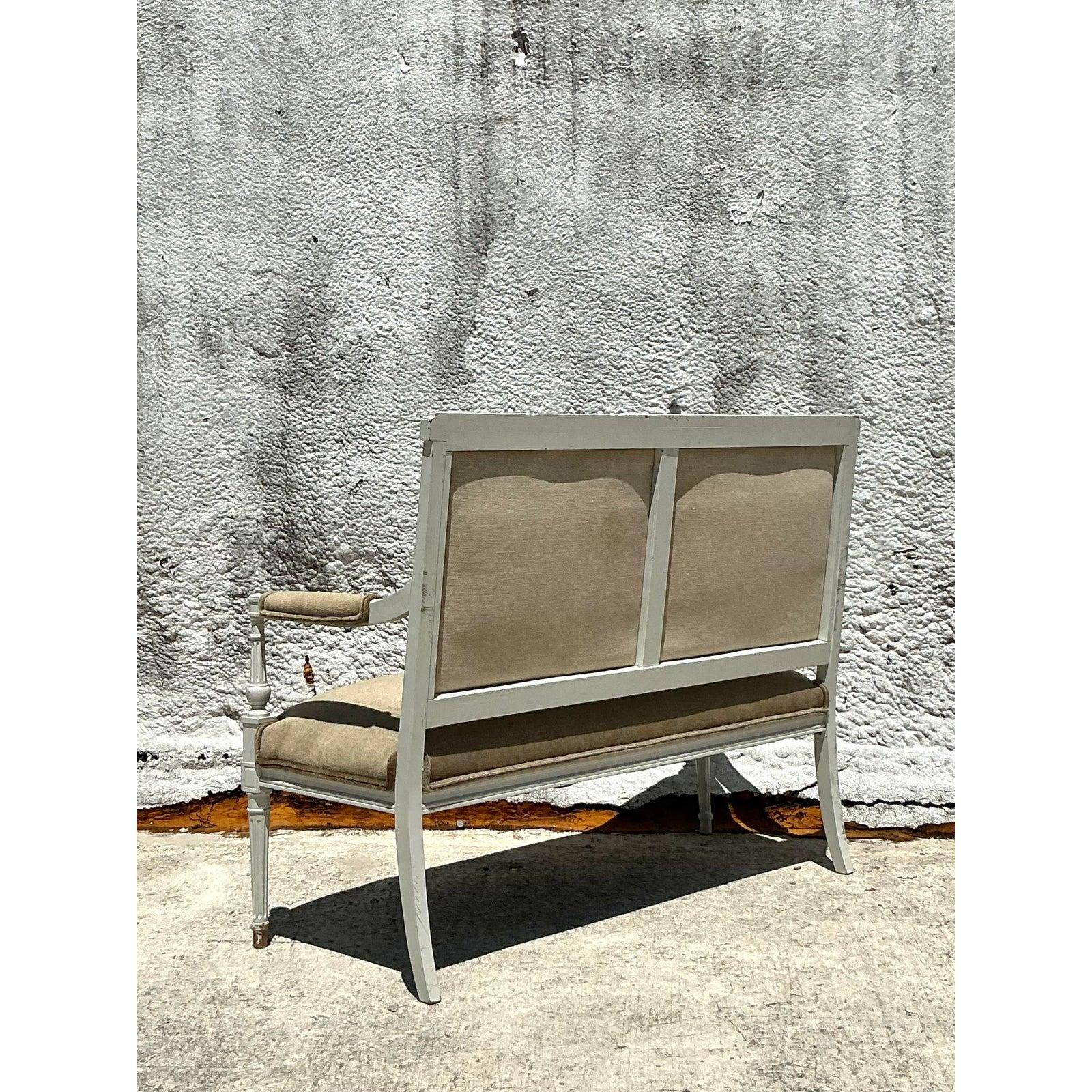 20ième siècle Vintage Regency Louis XVI Settee en vente