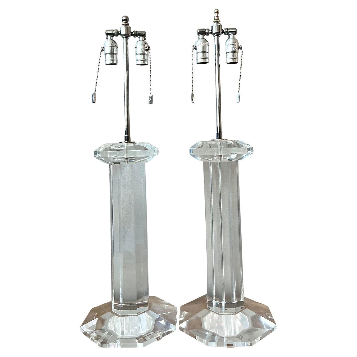 Vintage Regency Lucite Column Lamps - A Pair For Sale