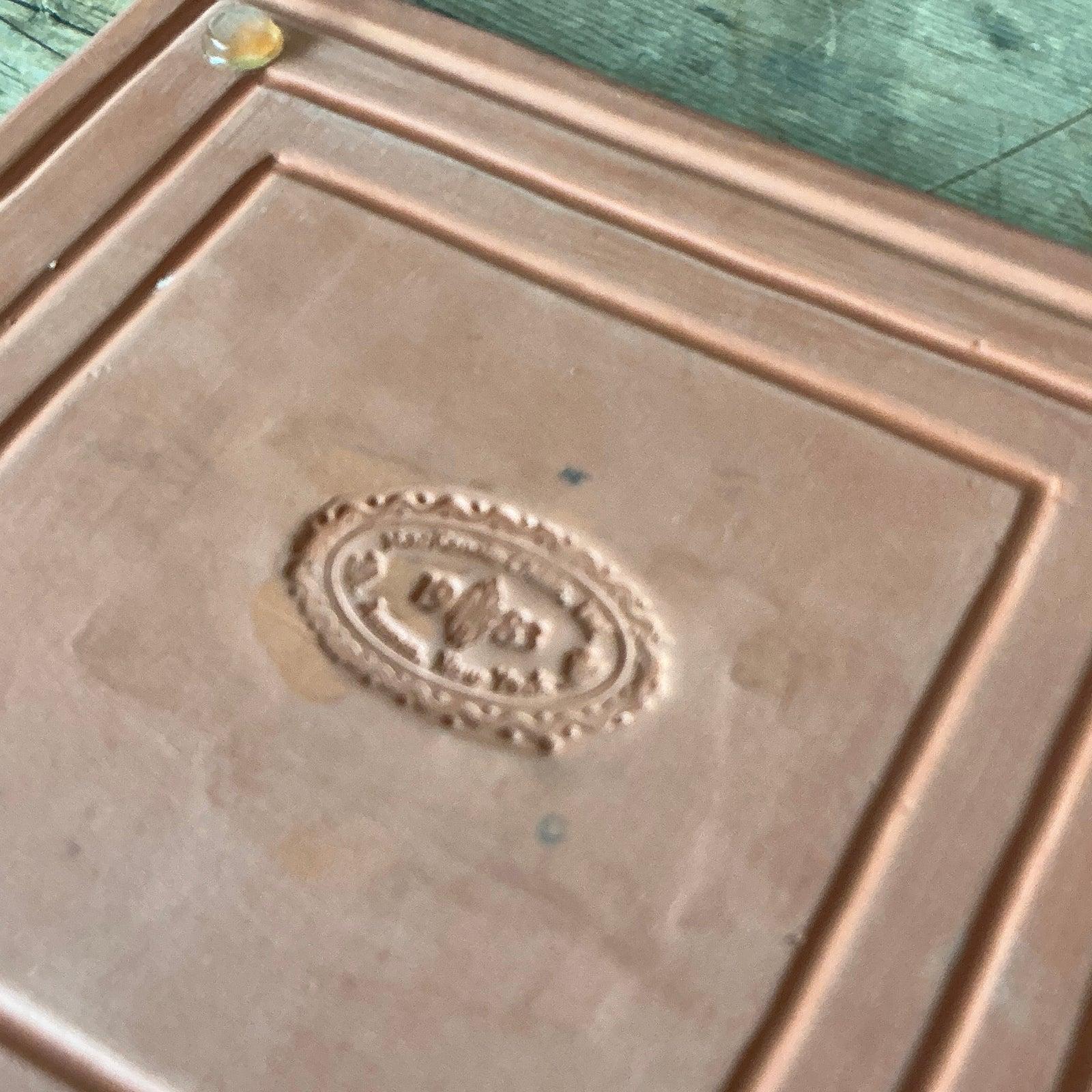 Américain Assiettes en céramique Mackenzie Childs Vintage Regency - Lot de 2 en vente