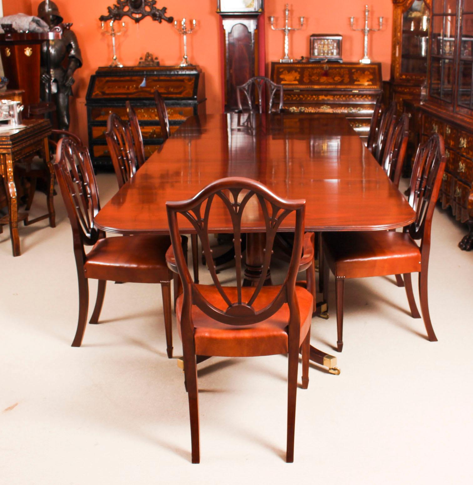 Vintage Regency Mahogany Triple Pillar Dining Table William Tillman 20th Century 3
