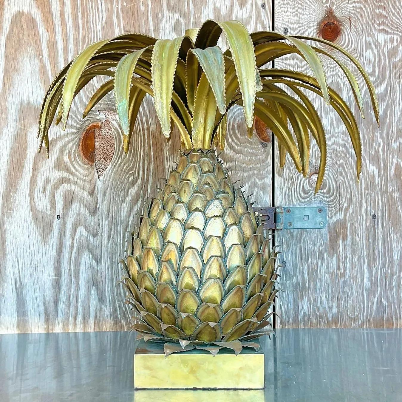 A fabulous vintage Regency table lamp. A chic brass pineapple from Maison Jansen. Gorgeous attention to detail. Acquired from a Palm Beach estate.
