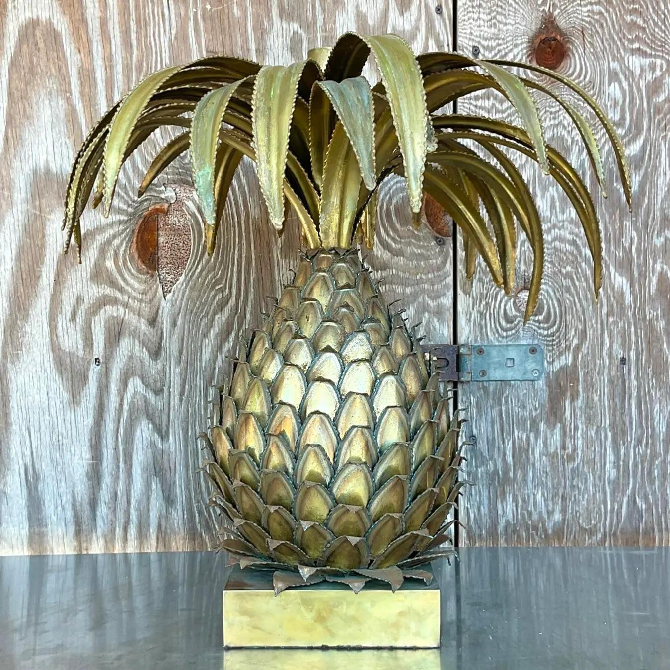 Vintage Regency Maison Jansen Pineapple Table Lamp In Good Condition In west palm beach, FL