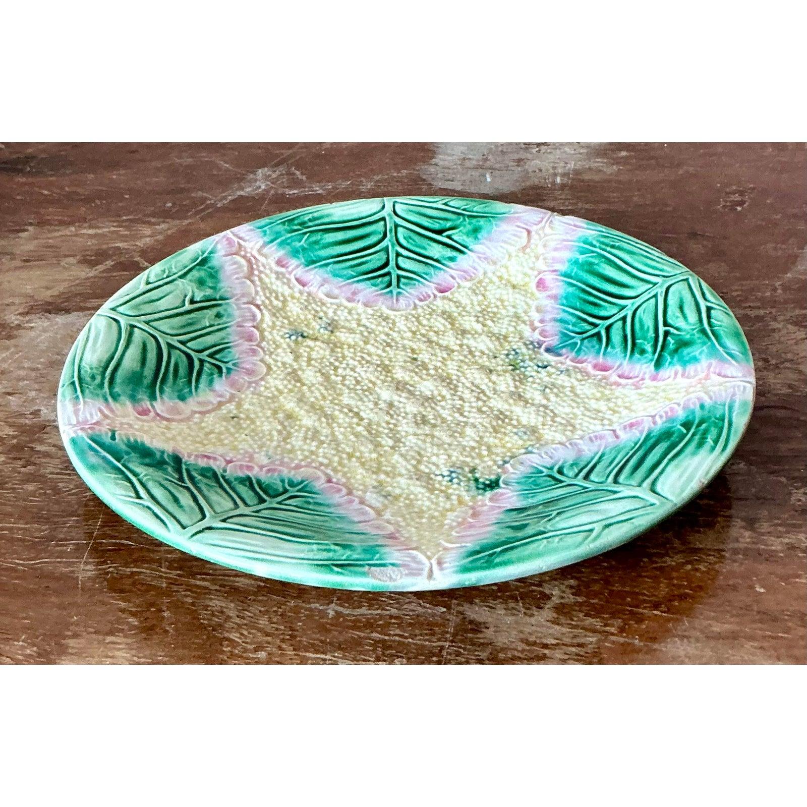 XX secolo Piatto a stella in maiolica Regency d'epoca in vendita