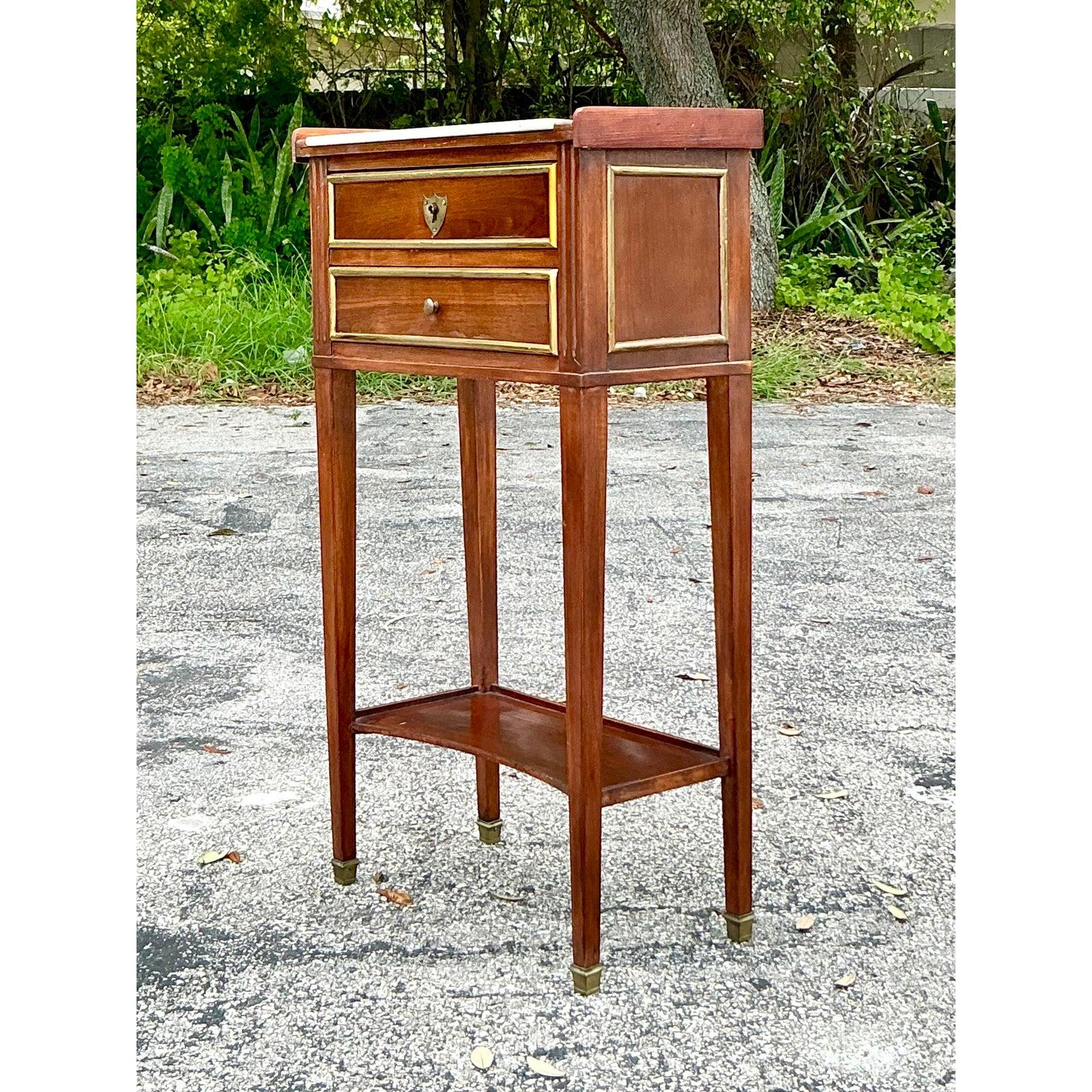 Tavolo da telefono con piano in marmo della Reggenza d'epoca In condizioni buone in vendita a west palm beach, FL