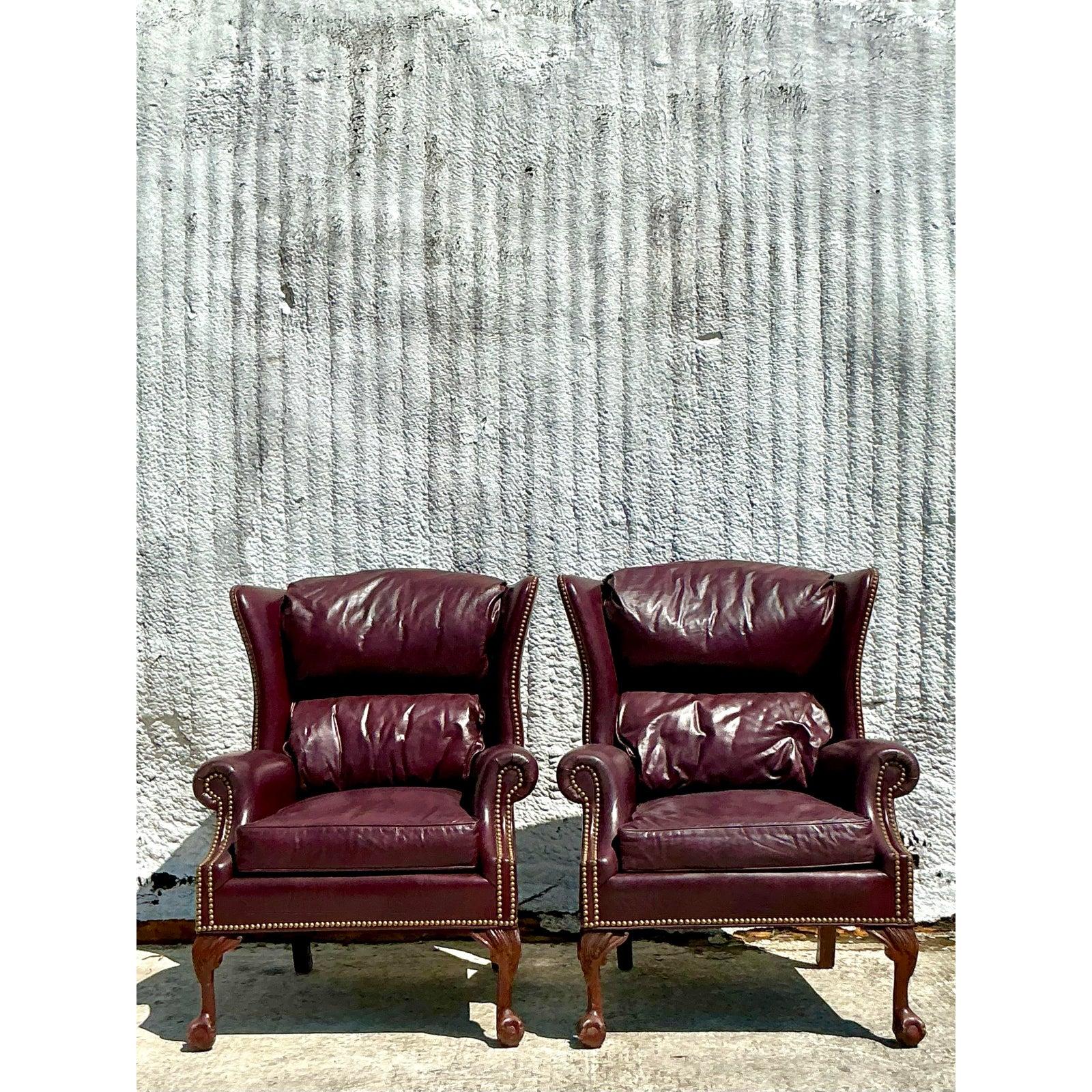 Cuir Chaises à dossier en cuir Merlot Vintage Regency - une paire en vente