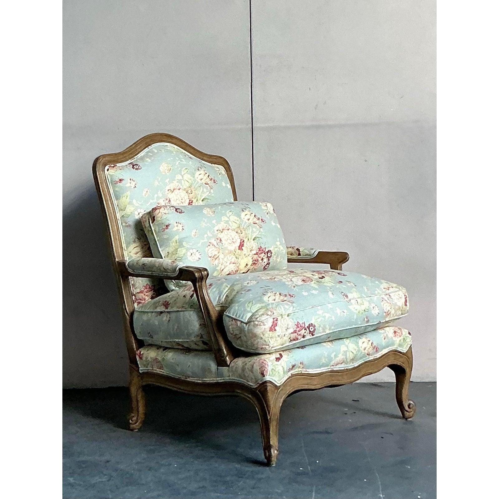 Sillas Fauteuil Vintage Regency Minton Spidell Floral - Pareja en Bueno estado para la venta en West Palm Beach, FL