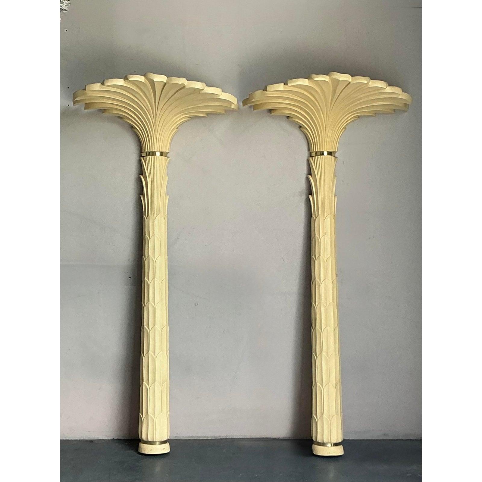 Antorcha de Palma de Resina Moldeada Vintage Regency Según Serge Roche - Set de 2 Art Decó en venta