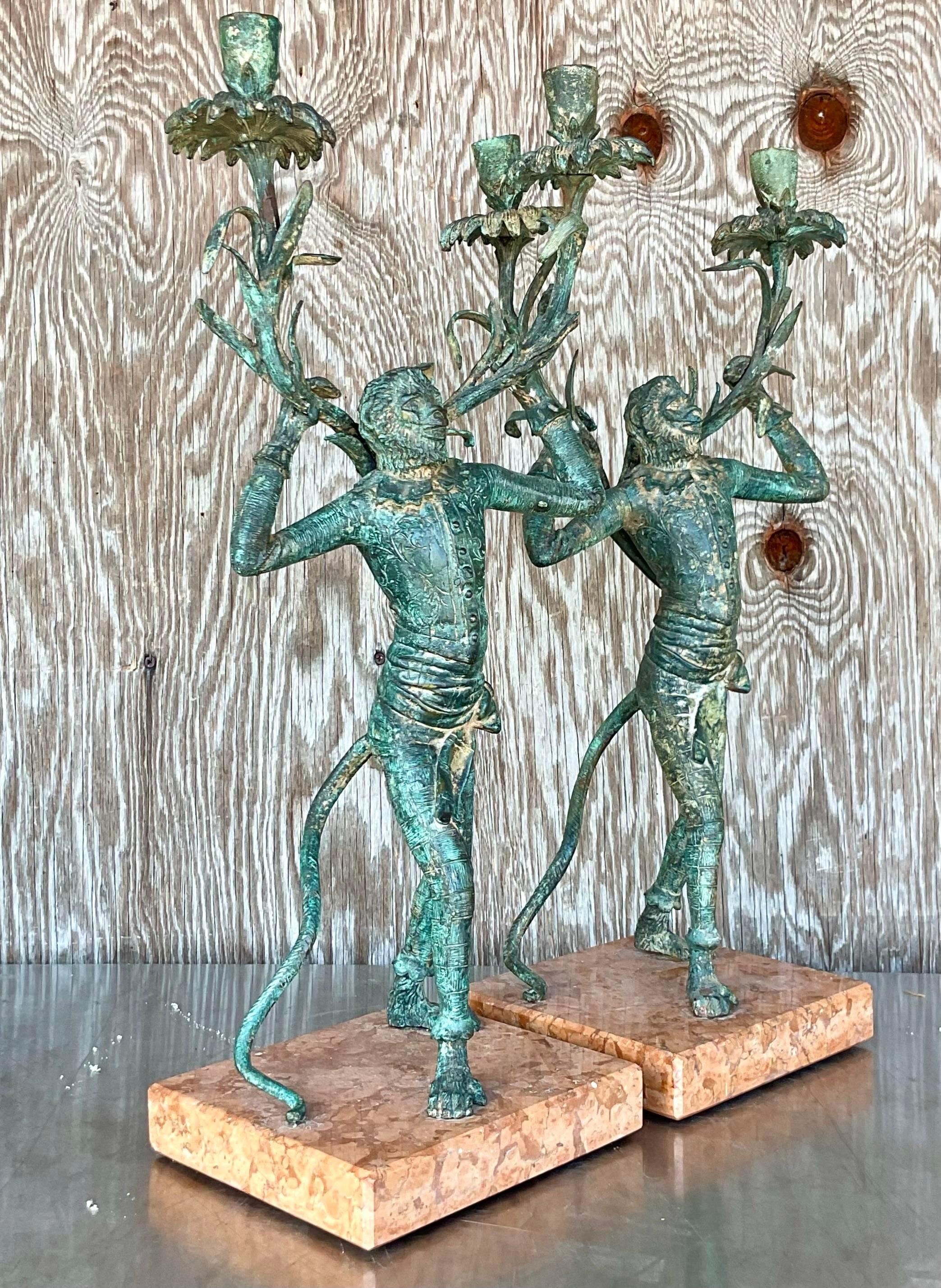 Monumentale Vintage-Affenkandelaber aus Bronze im Regency-Stil, Paar im Zustand „Gut“ im Angebot in west palm beach, FL