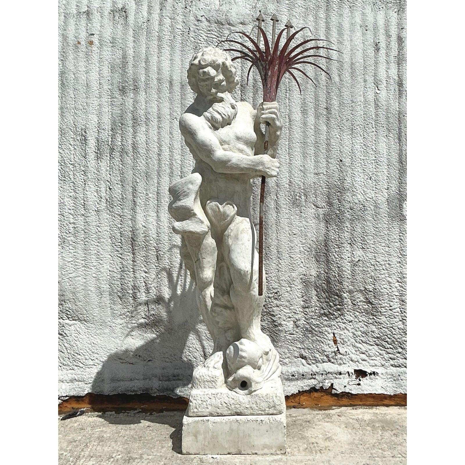 Statue monumentale de Neptune en béton coulé vintage de style Régence en vente 1