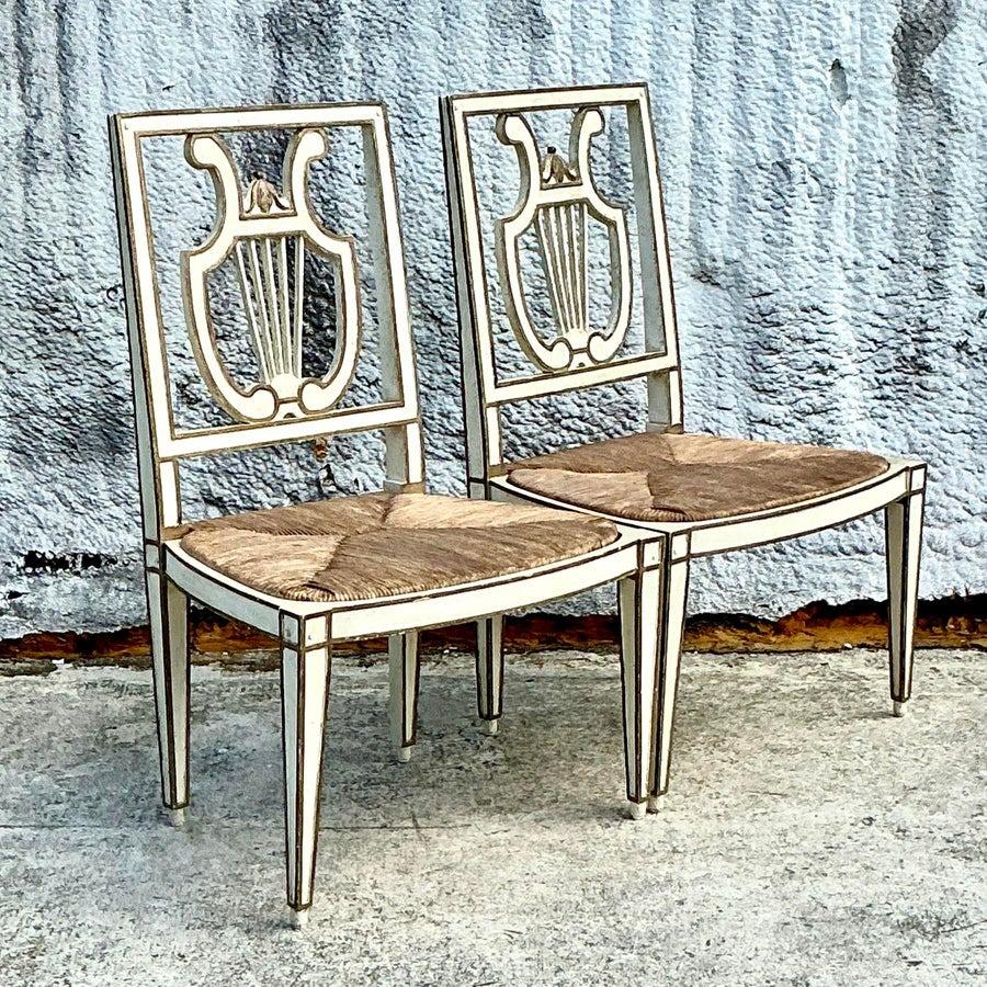 Pareja de sillas de comedor con respaldo de lira Niermann Weeks Vintage Regency en venta 4