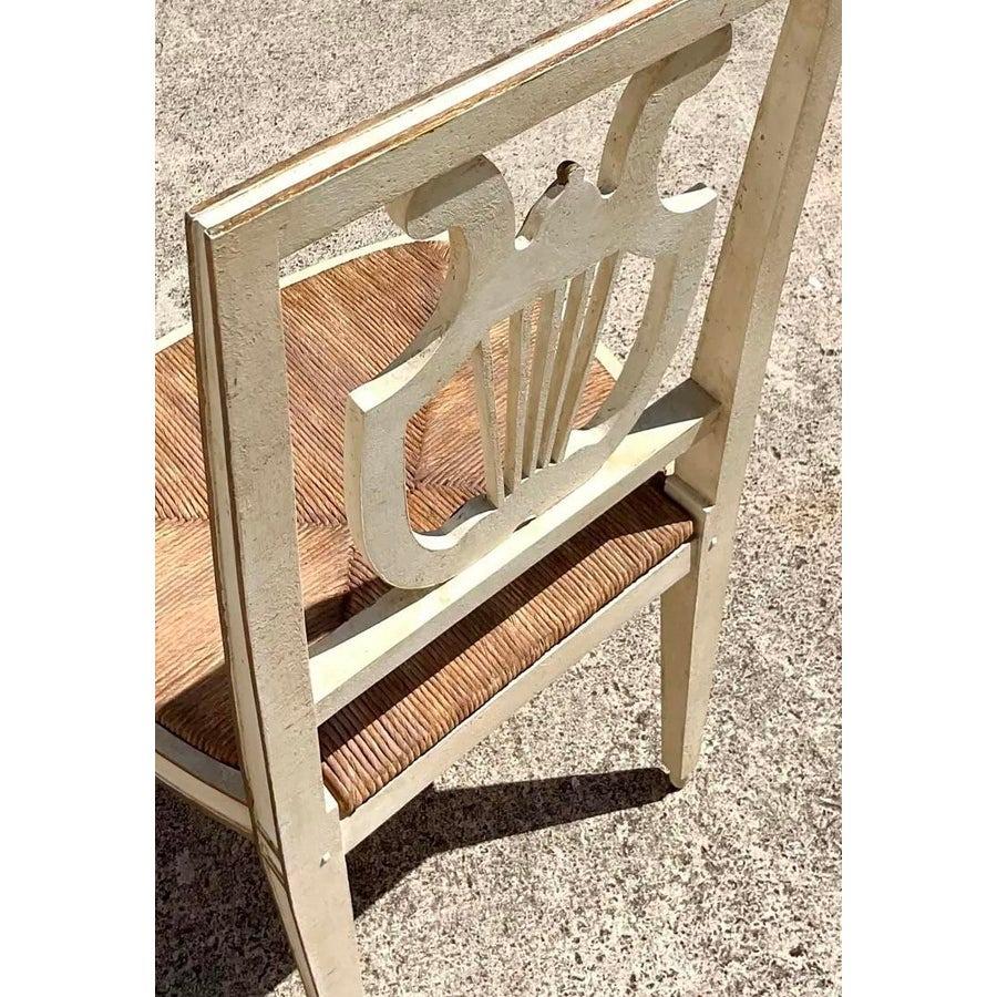 Pareja de sillas de comedor con respaldo de lira Niermann Weeks Vintage Regency en venta 2