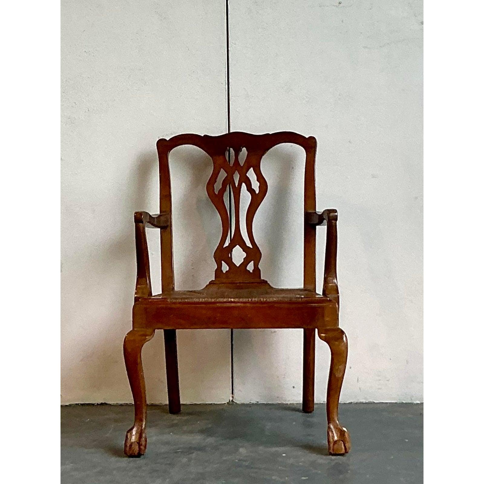 Vintage Regency Paine Furniture Claw and Ball Fireside Chair (amerikanisch) im Angebot