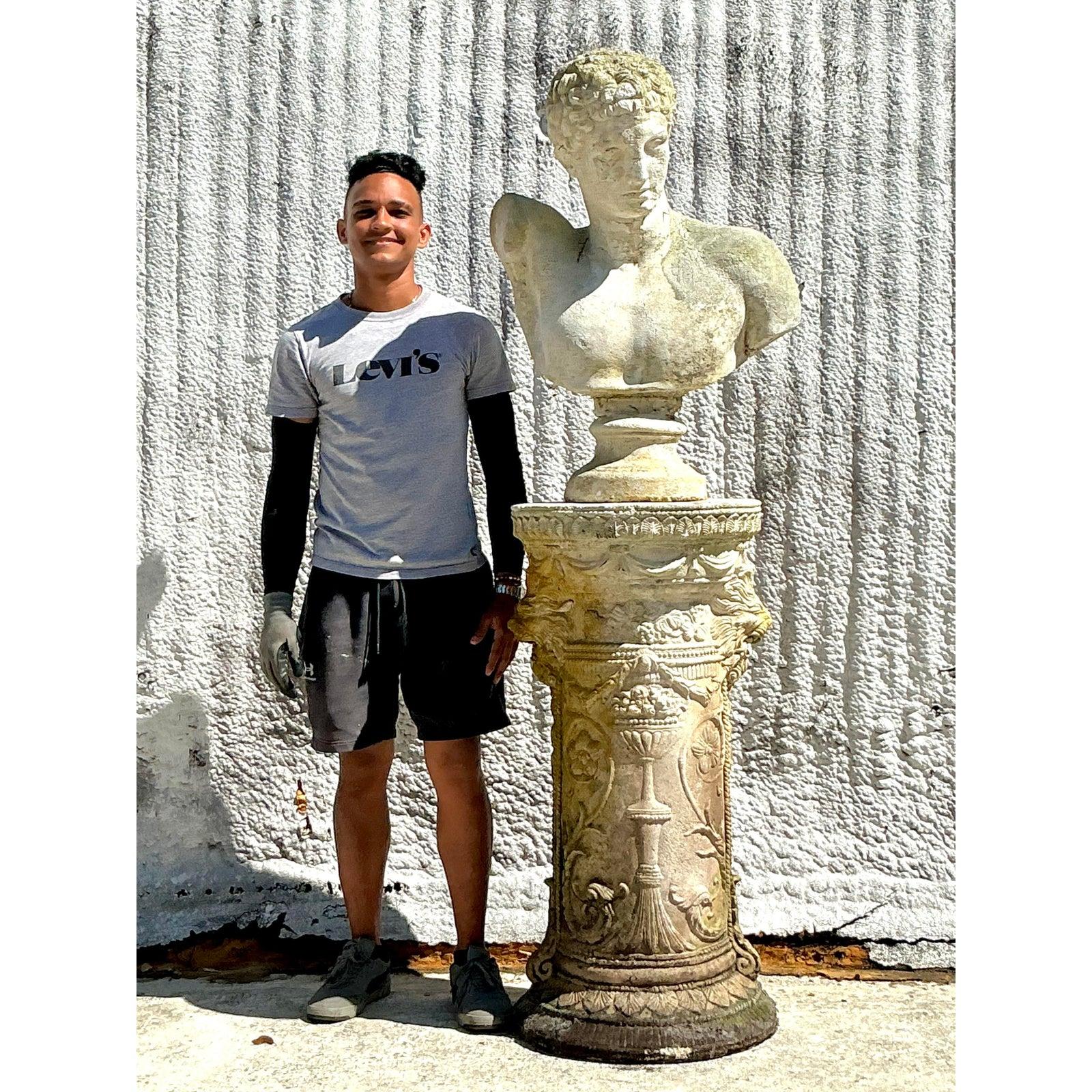 Busto di Hermes in pietra fusa patinata vintage Regency In condizioni buone in vendita a west palm beach, FL