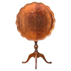 Vintage Regency-Tisch mit Pie Crust Klapptisch