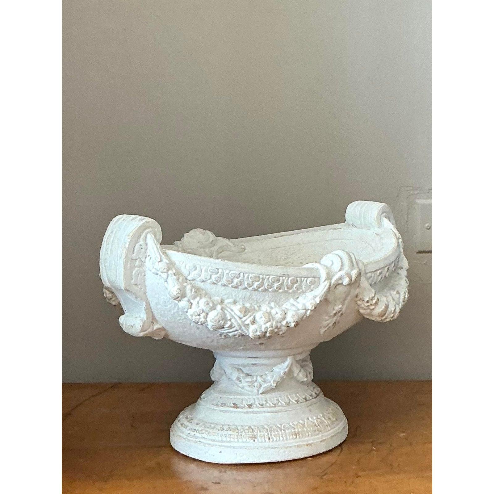XX secolo Ciotola Swag in gesso Regency d'epoca in vendita