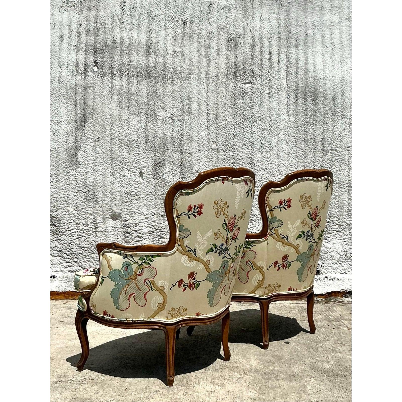 Seta Sedie bergere in seta stampata della Reggenza d'epoca - una coppia in vendita