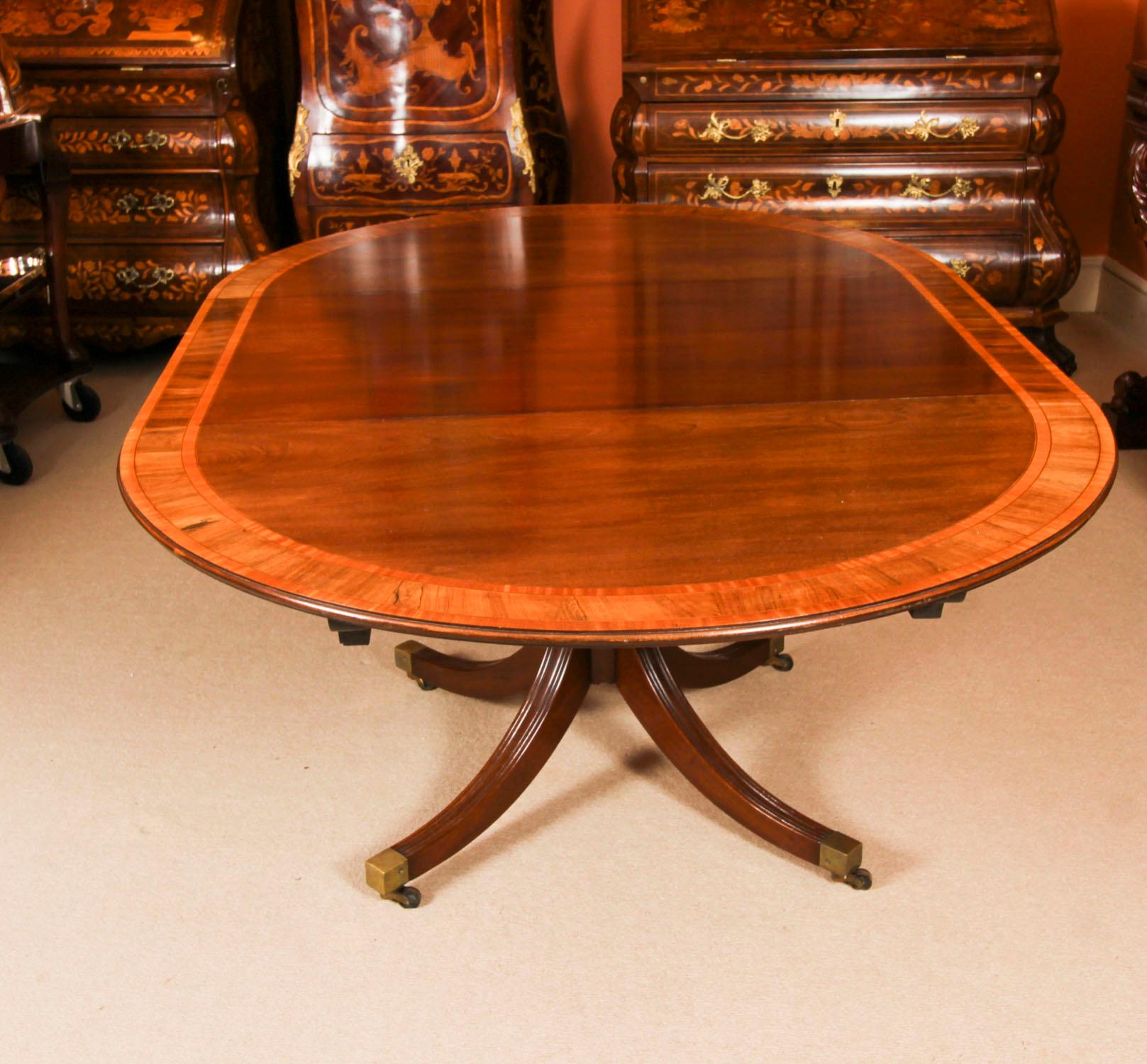 Mahogany Vintage Regency Revival Dining Table & 6 Dining Chairs 20th Century