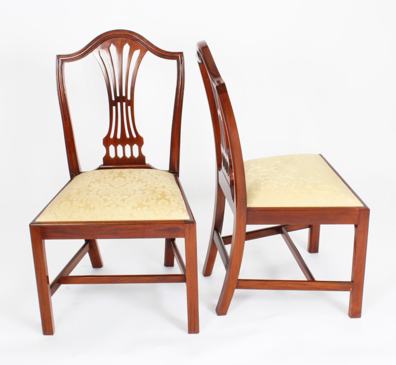 Vintage Regency Revival Dining Table & 8 Chairs by William Tillman 20th C 4