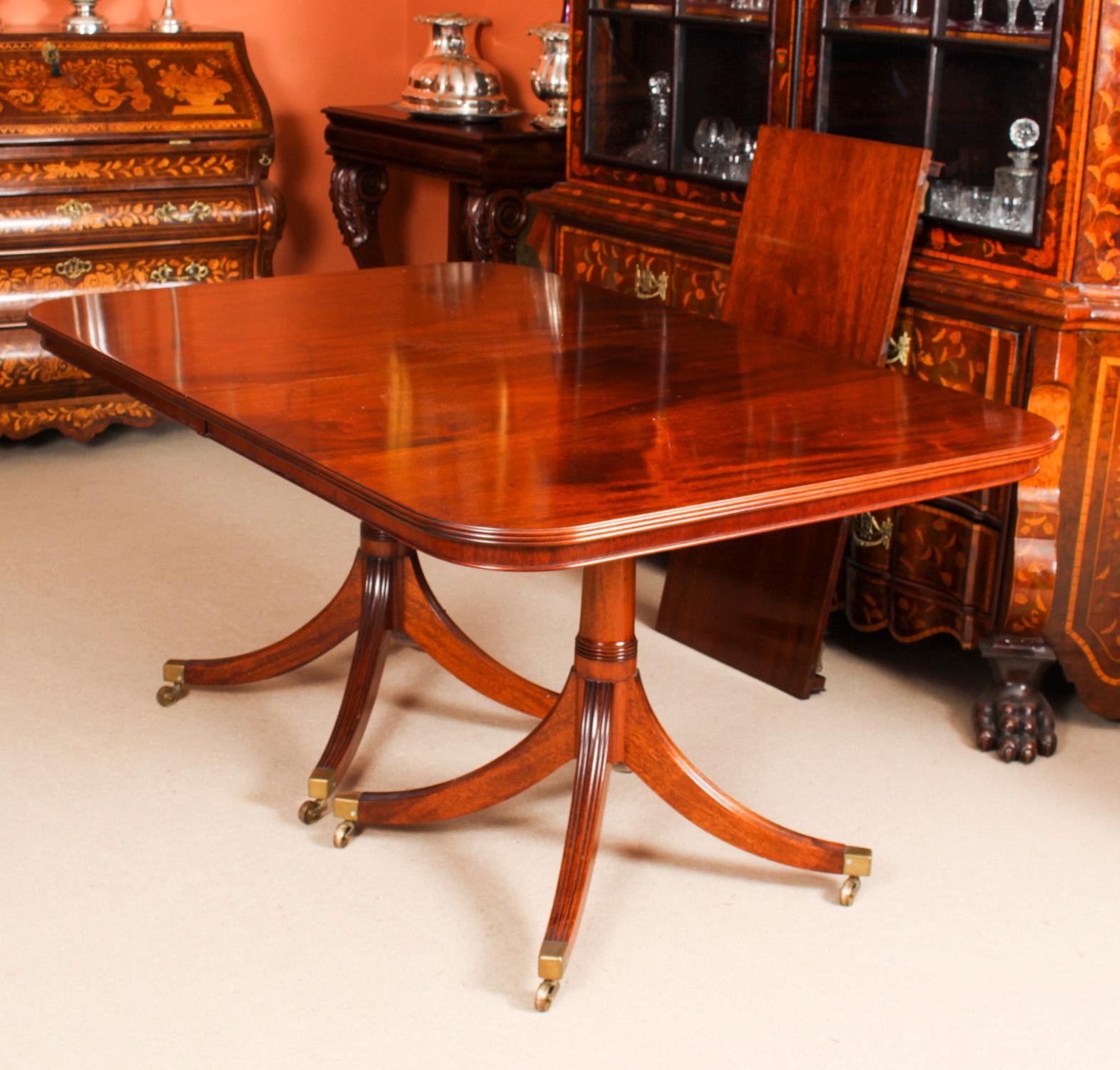 Late 20th Century Vintage Regency Revival Dining Table & 8 Chairs by William Tillman 20th C