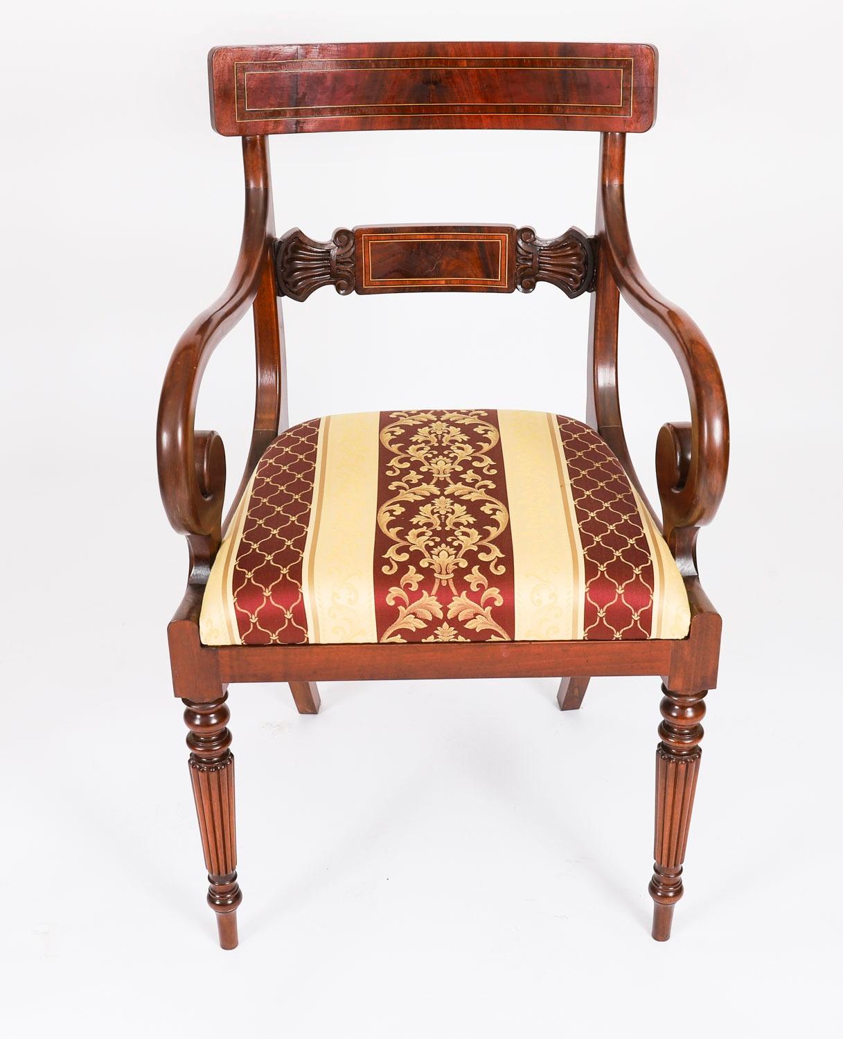 Table de salle à manger Vintage Regency Revival par William Tillman & 10 chaises 20ème siècle en vente 6
