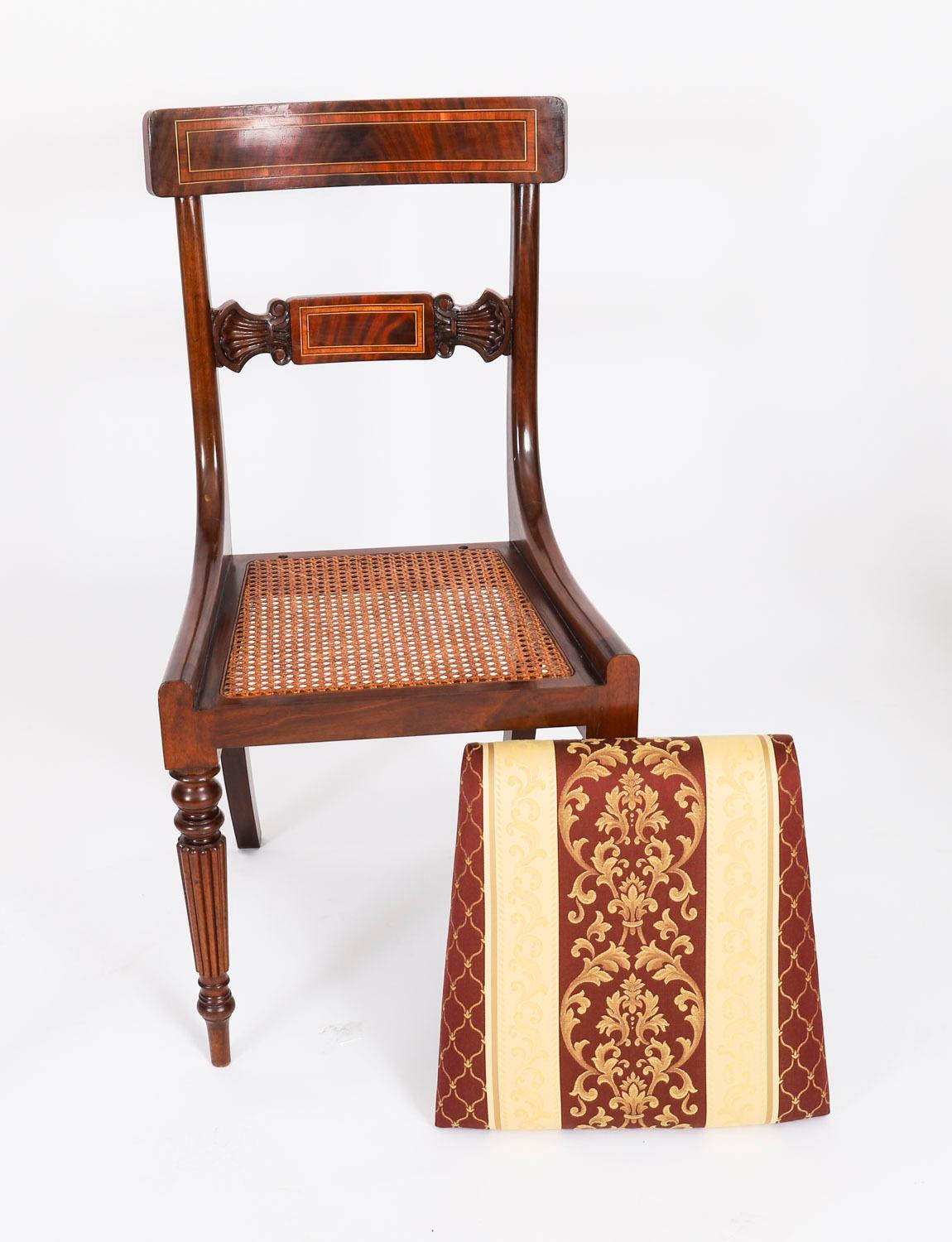 Table de salle à manger Vintage Regency Revival par William Tillman & 10 chaises 20ème siècle en vente 13