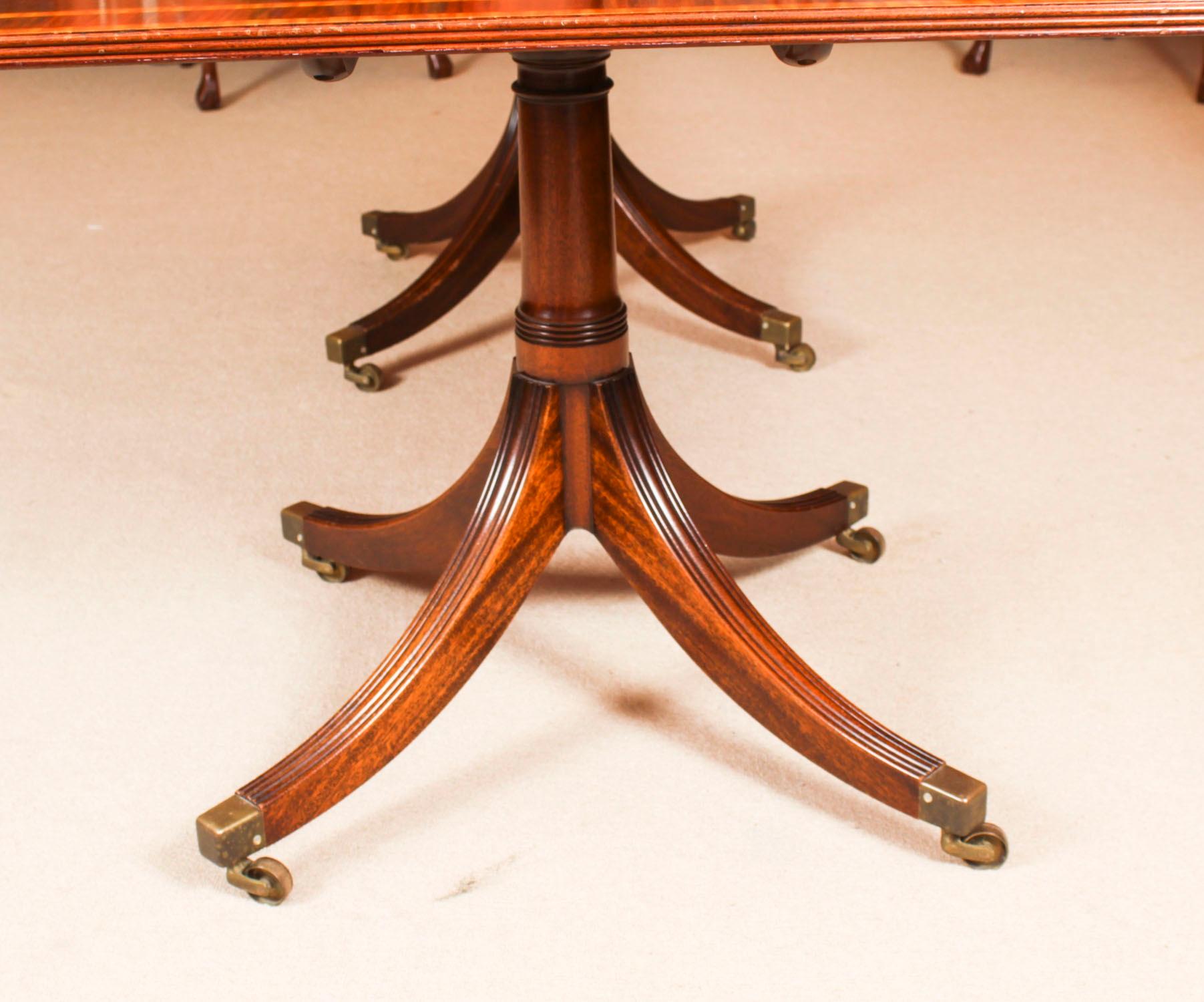 Vintage Regency Revival Dining Table by William Tillman & 8 Chairs 20th Century For Sale 5