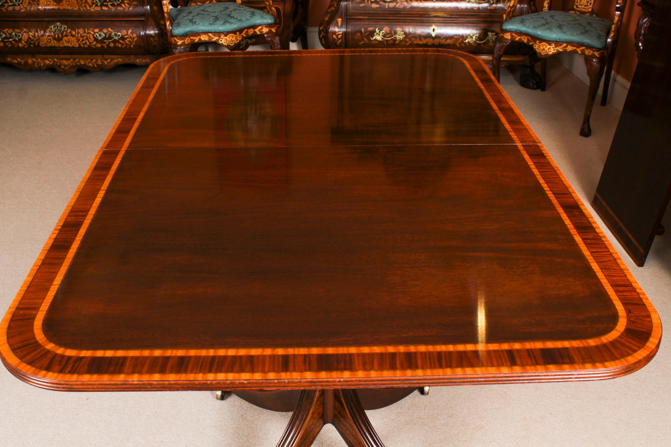 Vintage Regency Revival Dining Table by William Tillman & 8 Chairs 20th Century For Sale 3