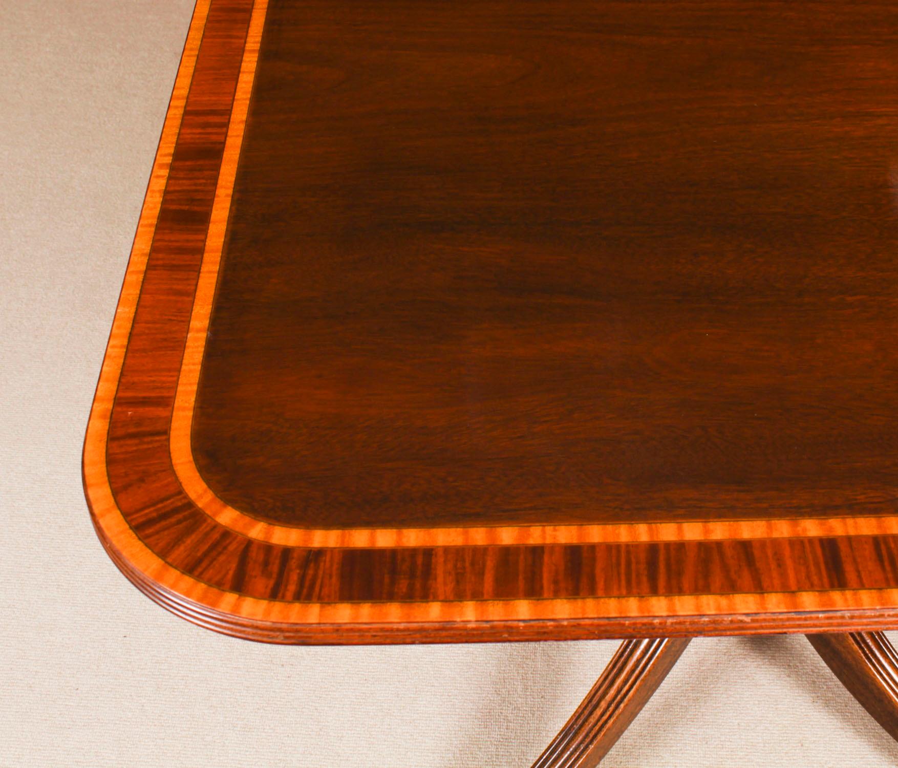 Vintage Regency Revival Dining Table by William Tillman & 8 Chairs 20th Century For Sale 4