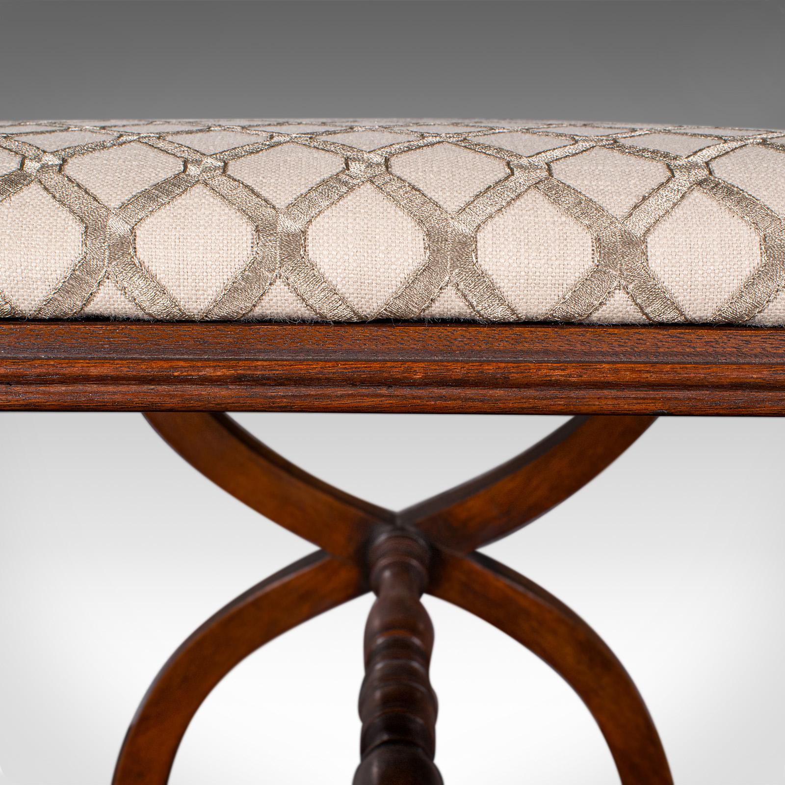 Tabouret de chambre à coucher de style Regency vintage, anglais, hêtre, cheminée, tabouret de chambre à coucher en vente 1