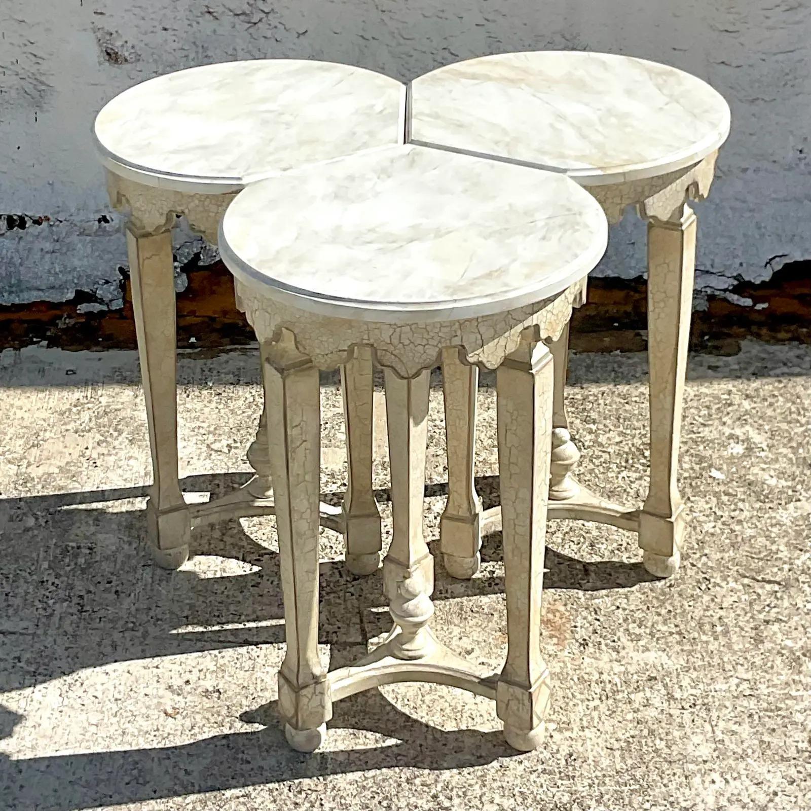 Italian Vintage Regency Scalloped Octagon Nesting Tables For Sale