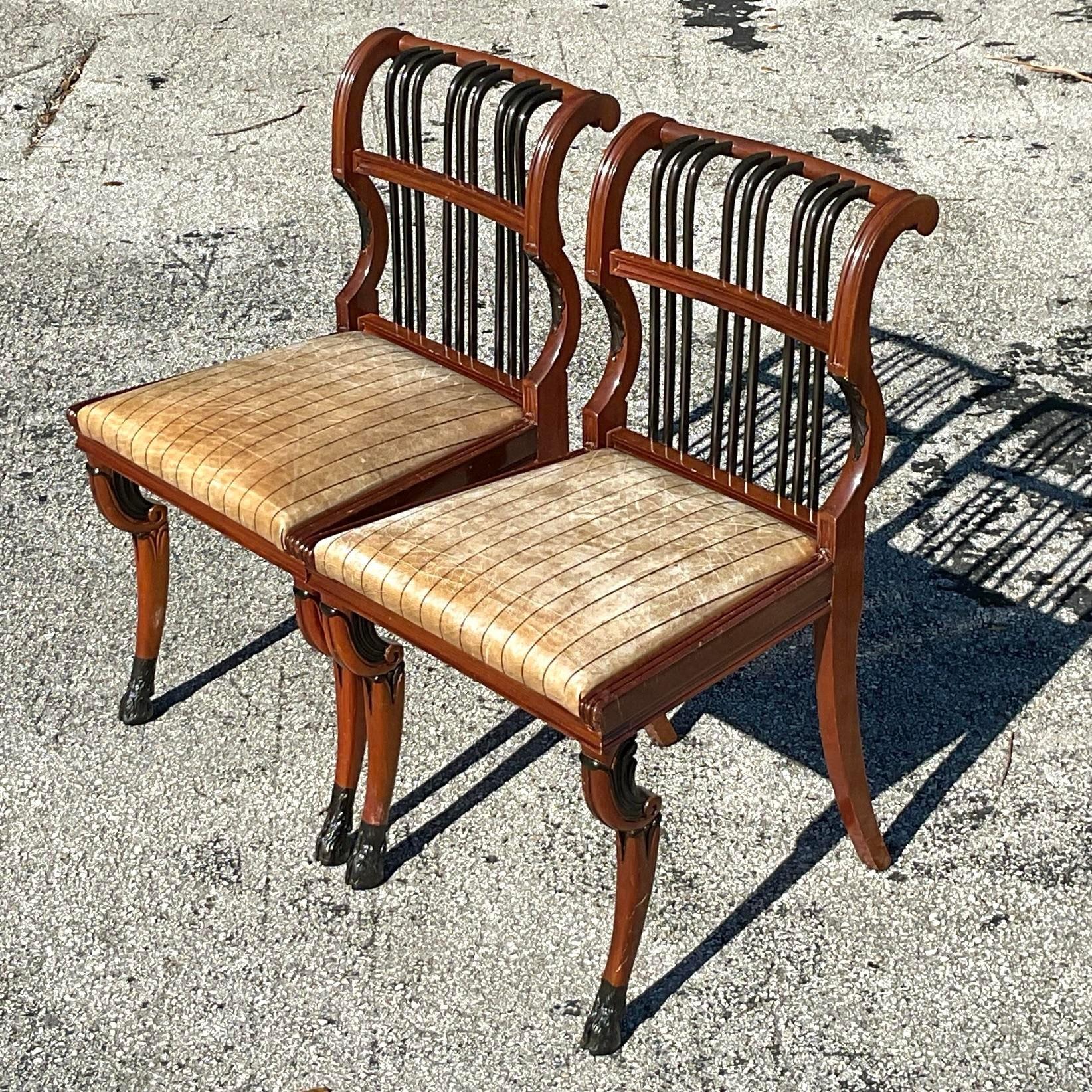 Sedie Regency con schienale a voluta d'epoca - una coppia in vendita 1