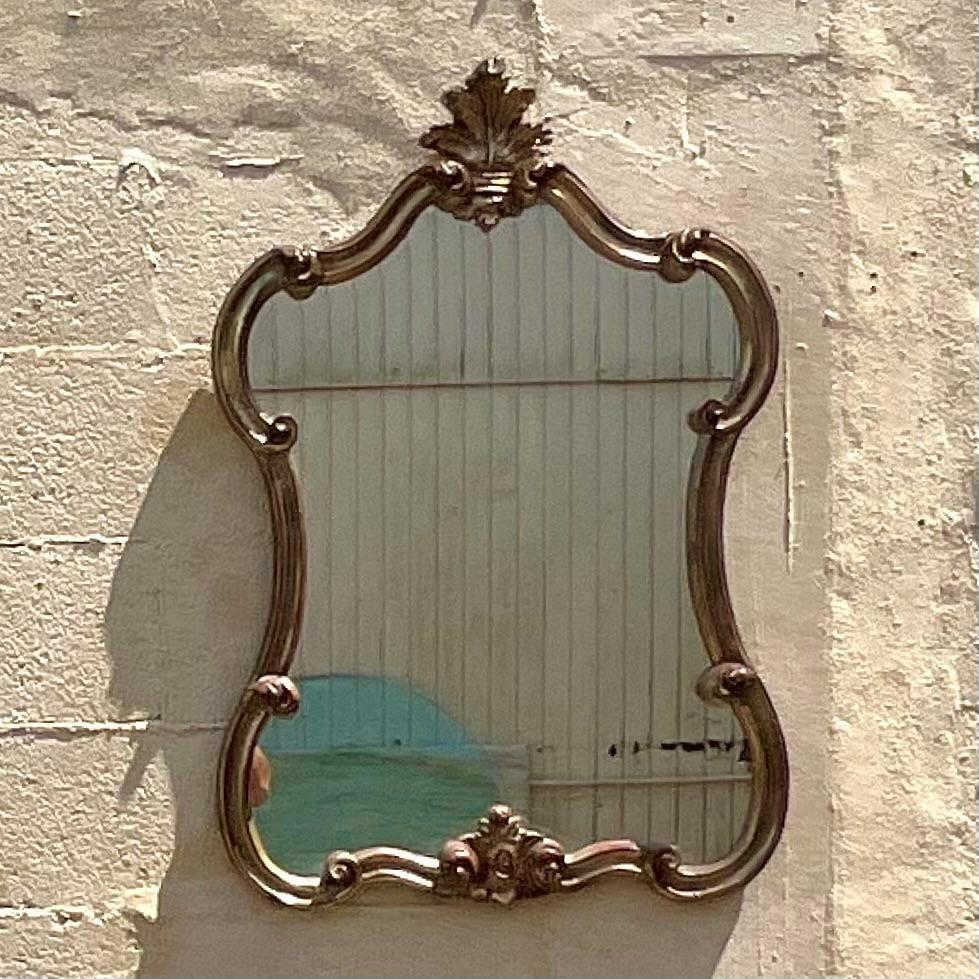 Miroir Vintage Regency Silver Leaf Bon état - En vente à west palm beach, FL