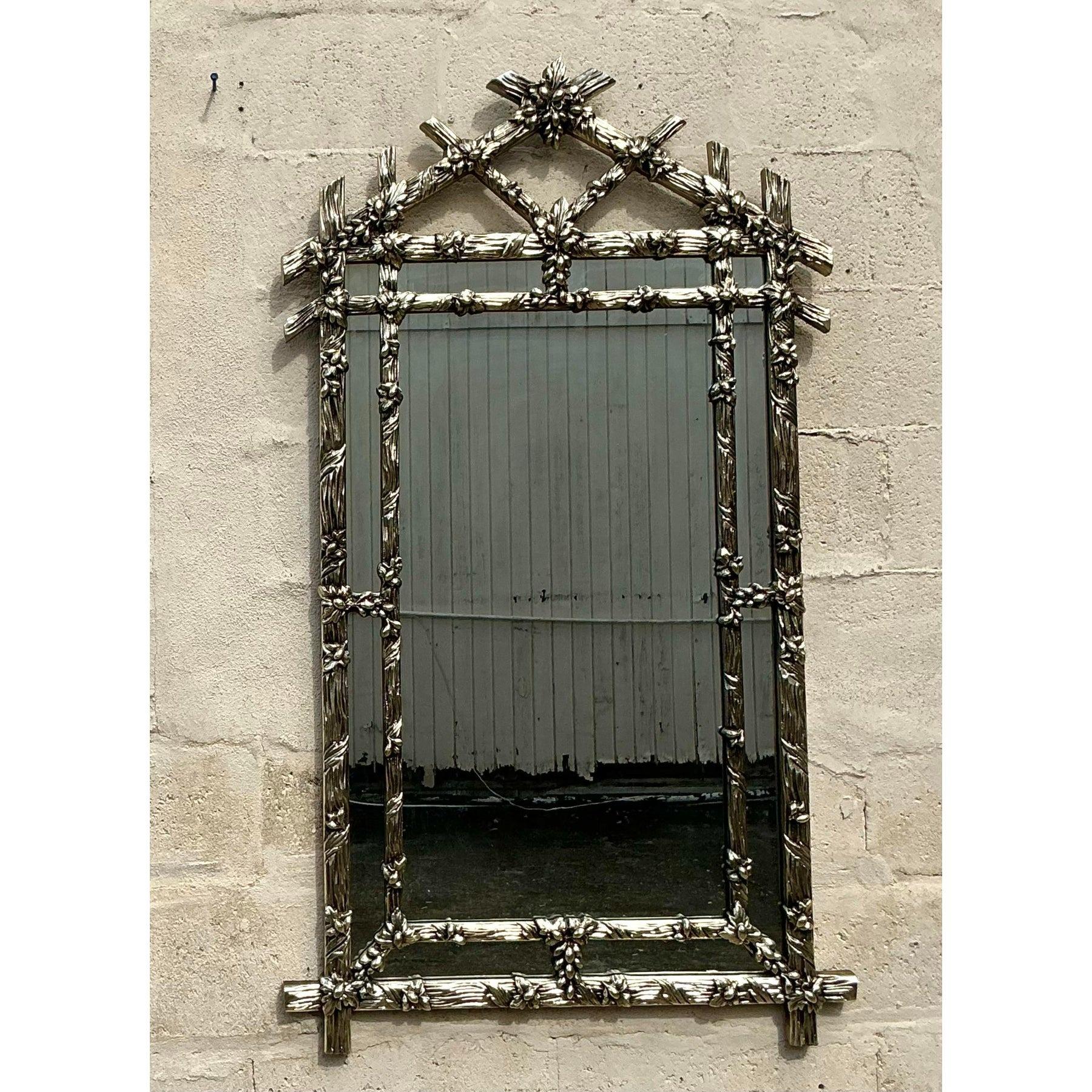 Americano Specchio vintage Regency argentato in finto Boi in vendita
