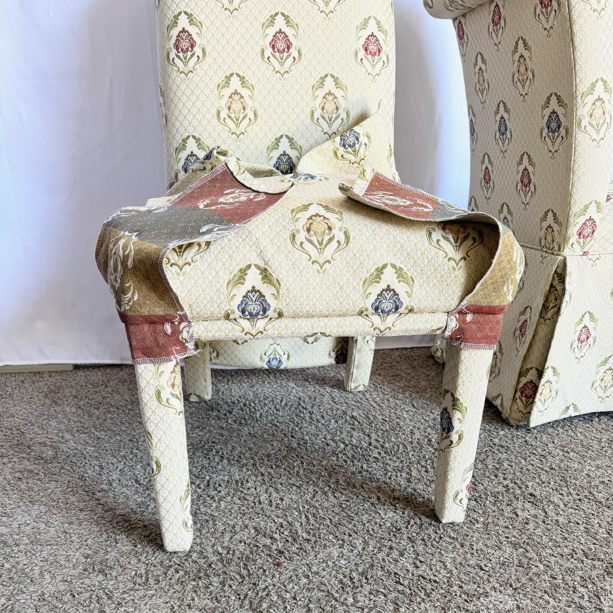 Sedie da pranzo con gonna Vintage Regency - Set di 4 pezzi In condizioni buone in vendita a Delray Beach, FL