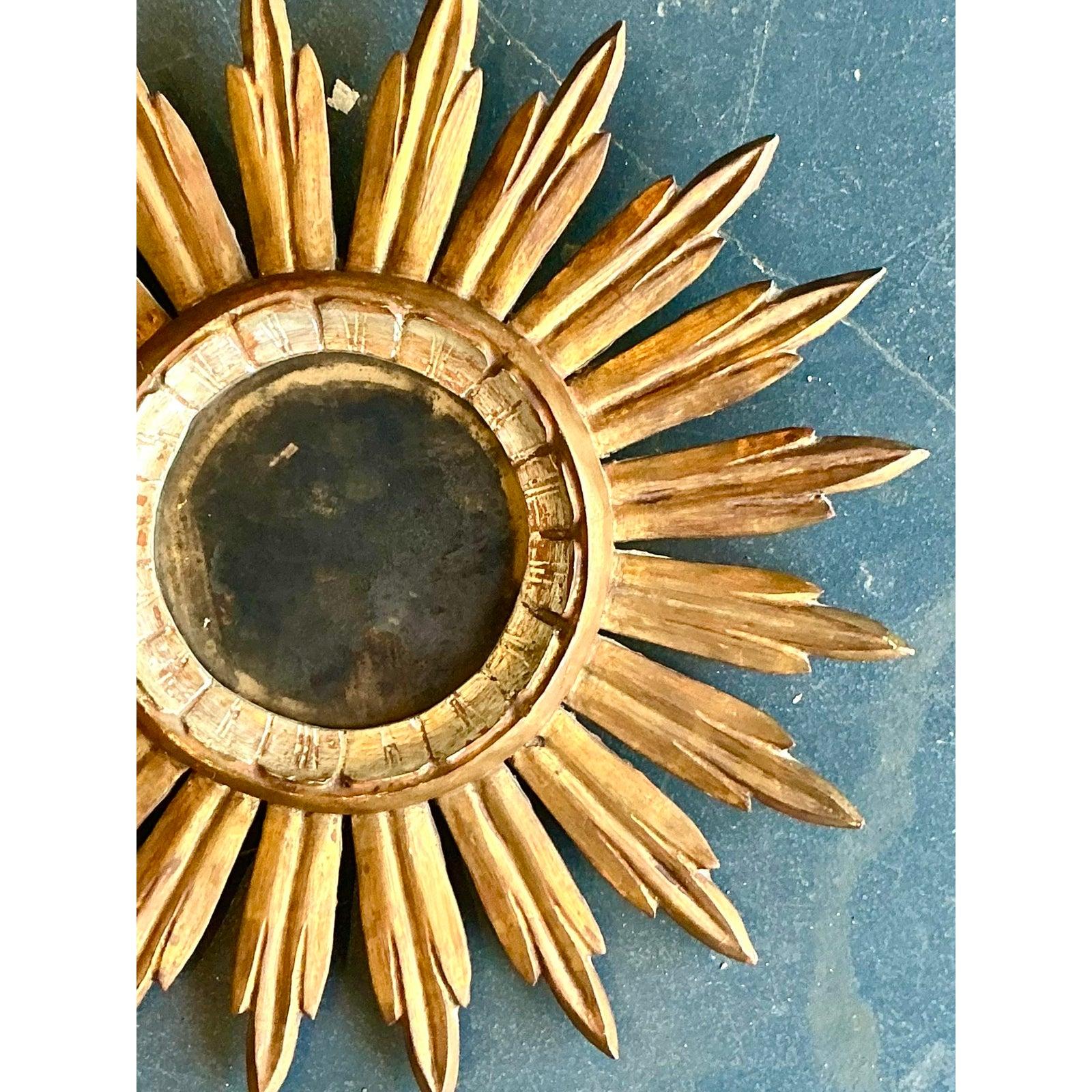 Vintage Regency Spanisch vergoldet Sunburst Spiegel (Hollywood Regency) im Angebot