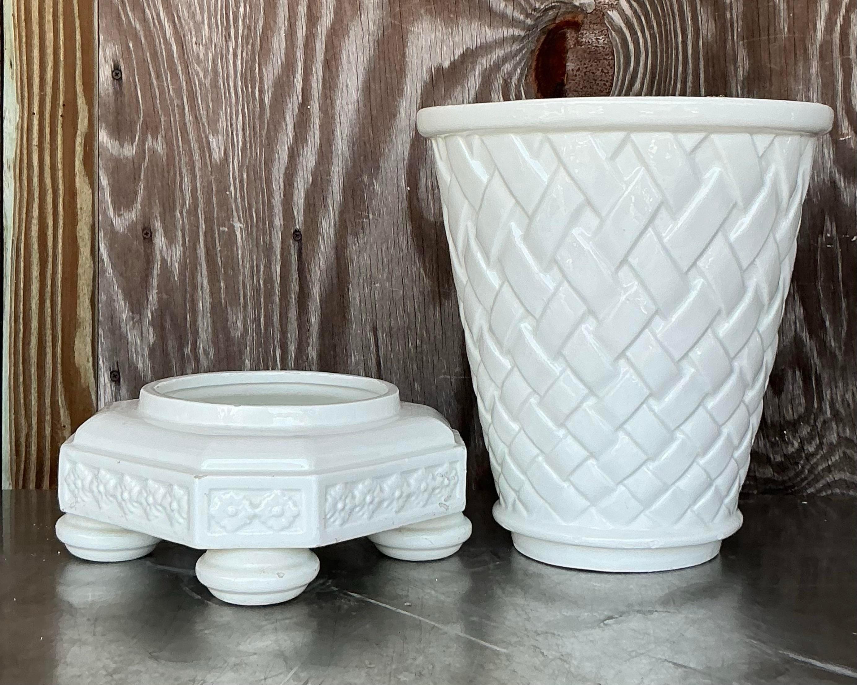 Céramique Jardinière à treillis en céramique émaillée espagnole Regency vintage en vente