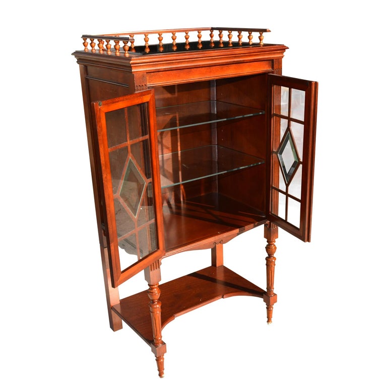 Vintage Regency Style Bar For Sale at 1stDibs