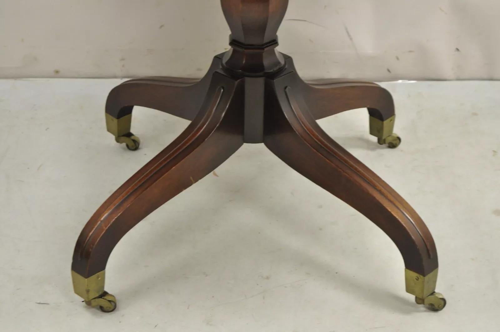 Vintage Regency Style Flamed Mahogany Four Drawer Pedestal Base Lamp Table For Sale 1